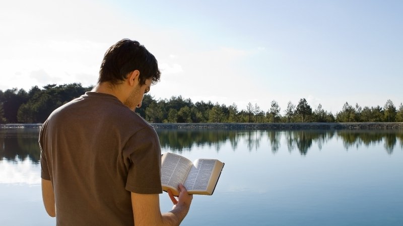 How to Read the Bible Every Day